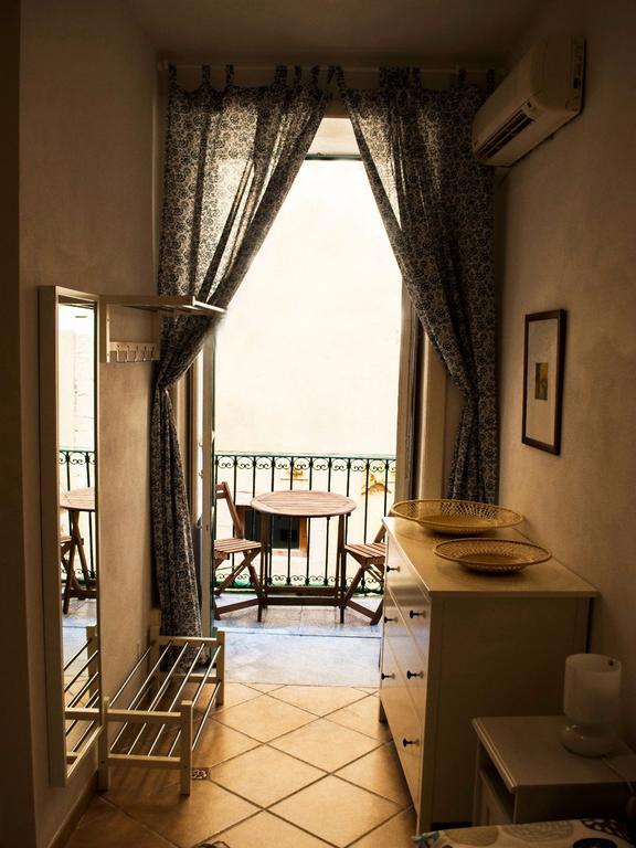 Fausto'S House Apartment Syracuse ภายนอก รูปภาพ