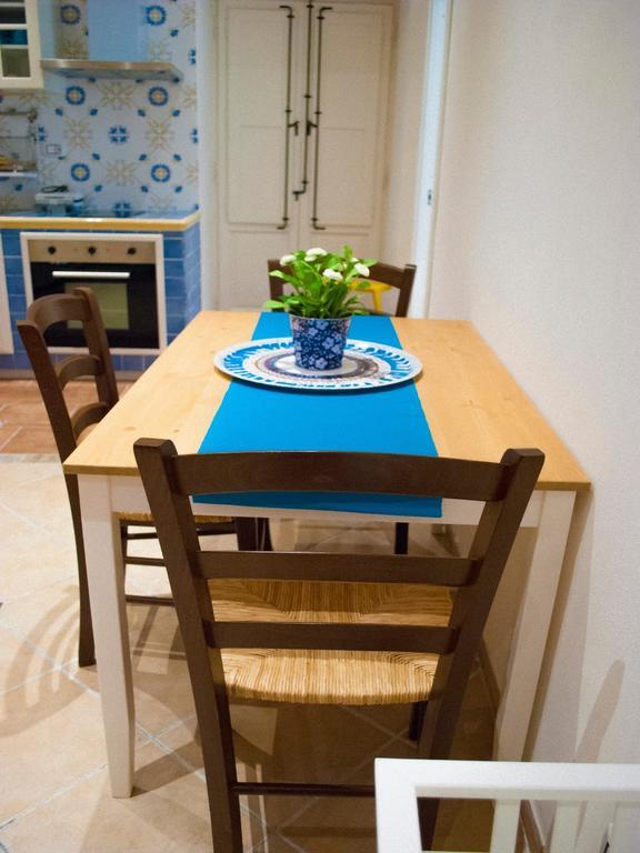 Fausto'S House Apartment Syracuse ภายนอก รูปภาพ