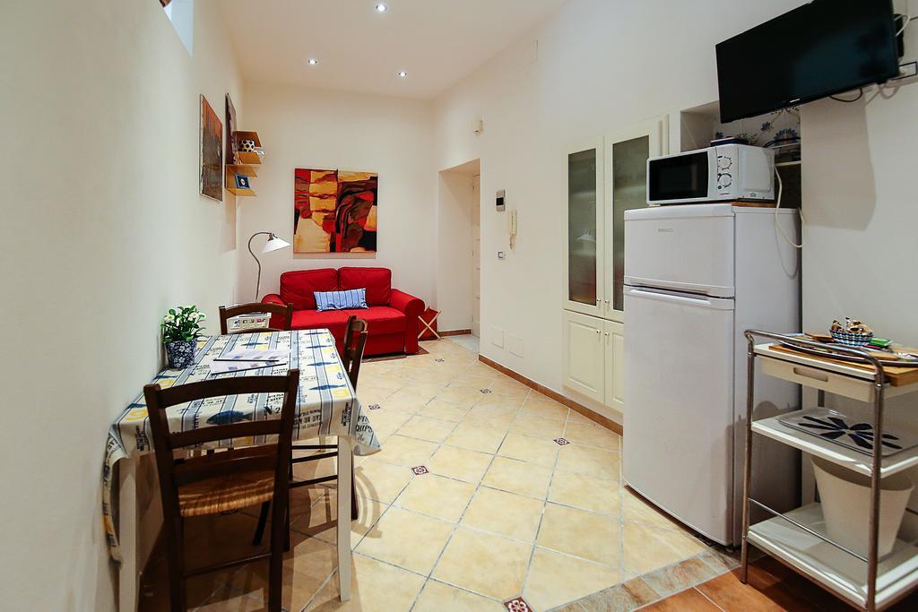 Fausto'S House Apartment Syracuse ภายนอก รูปภาพ